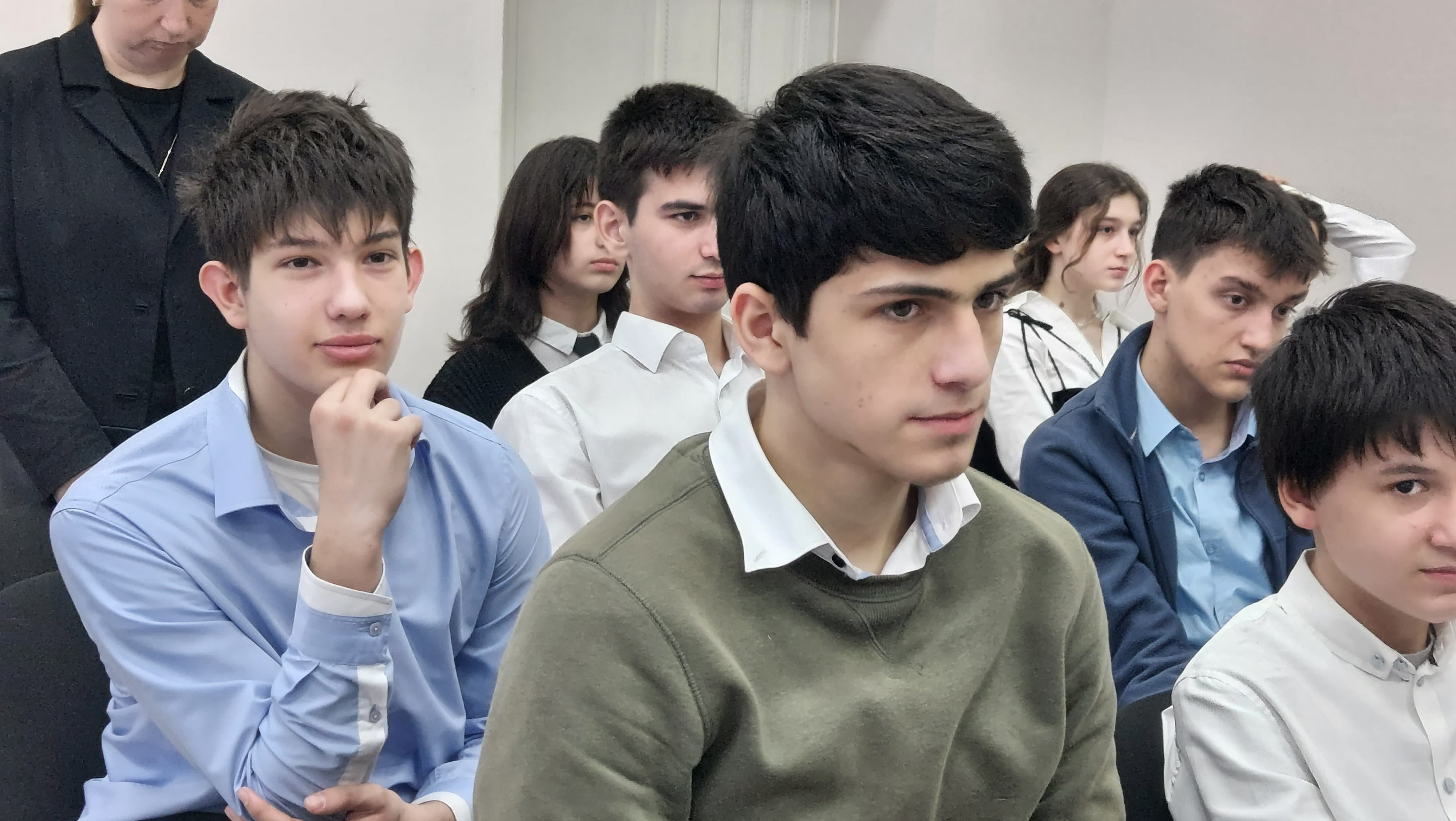 Урок цифры "Технологии современного программирования" прошел в Махачкале